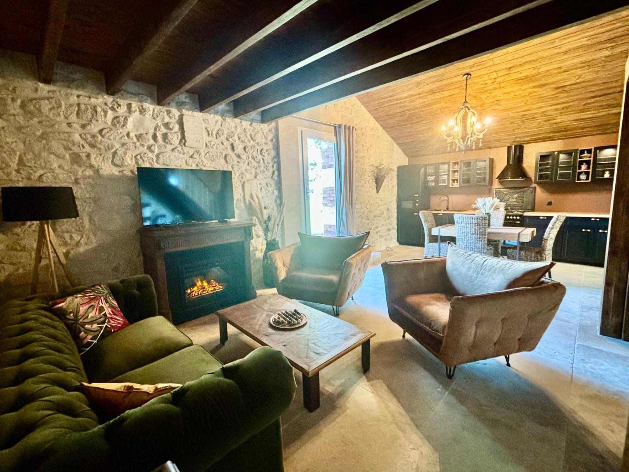 La Cave De Grand Cabane Fourques  Zewnętrze zdjęcie